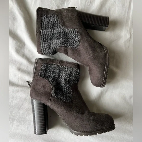 📦 Juicy Couture Brown Booties, 6.5w - Picture 6 of 6